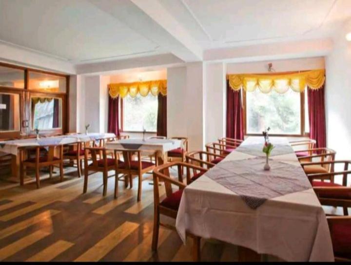 "Tara Homes" With Open Rooftop Terrace Shimla Eksteriør billede